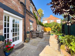 Photo 15- click for photo gallery